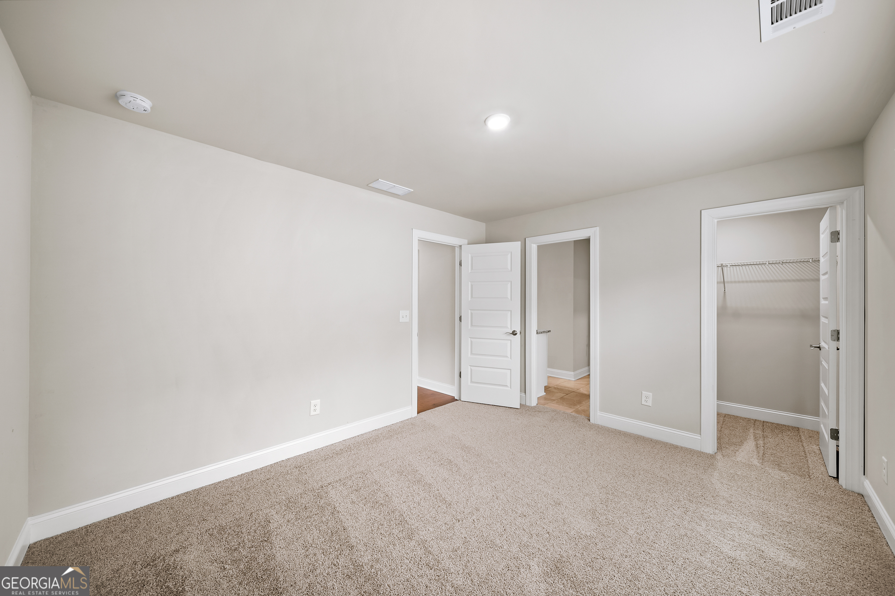 4093 Groveland Park Drive
