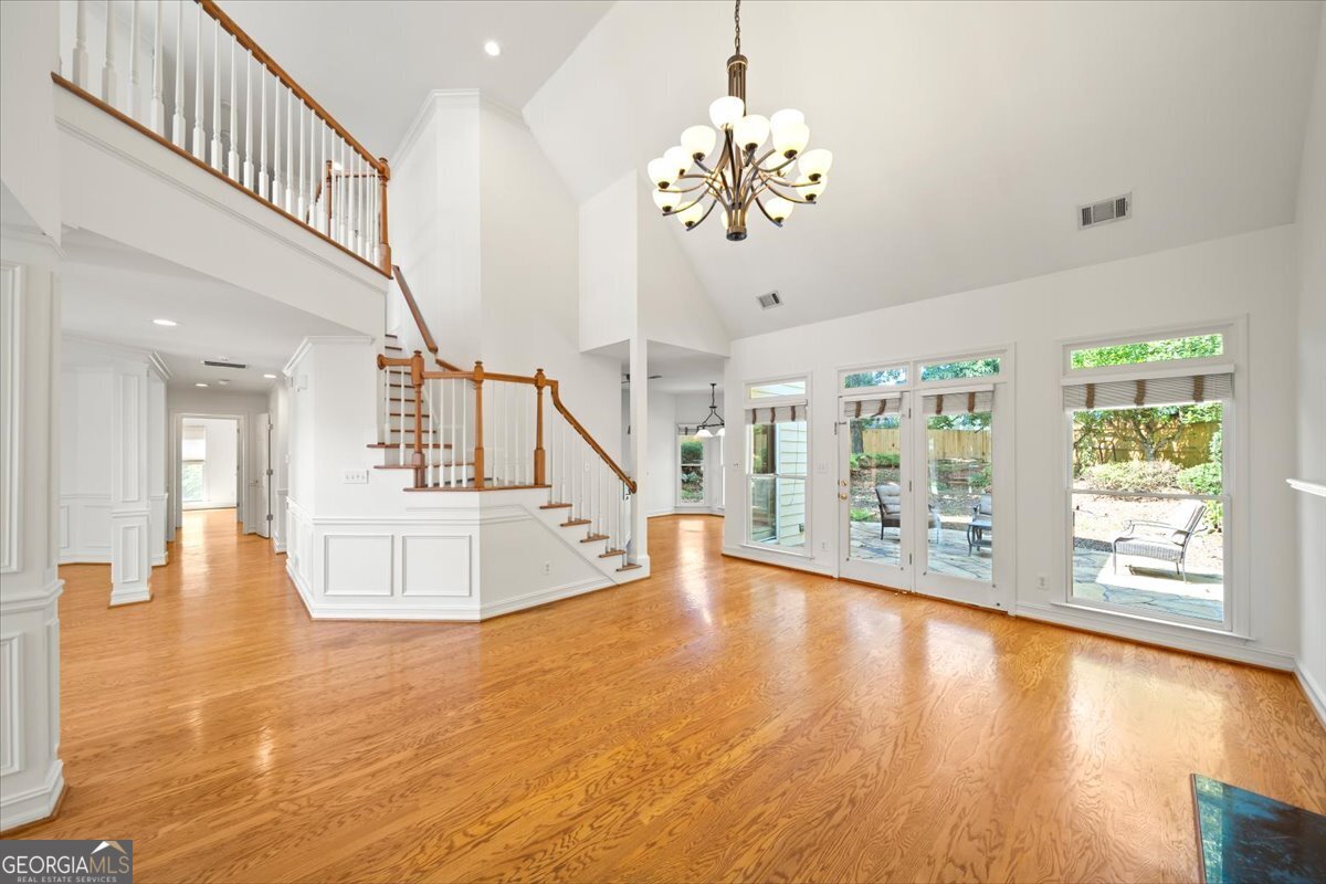 1560 Oak Park Cove