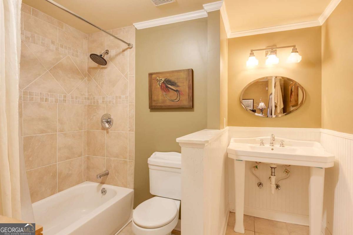 195 High Bluff Court