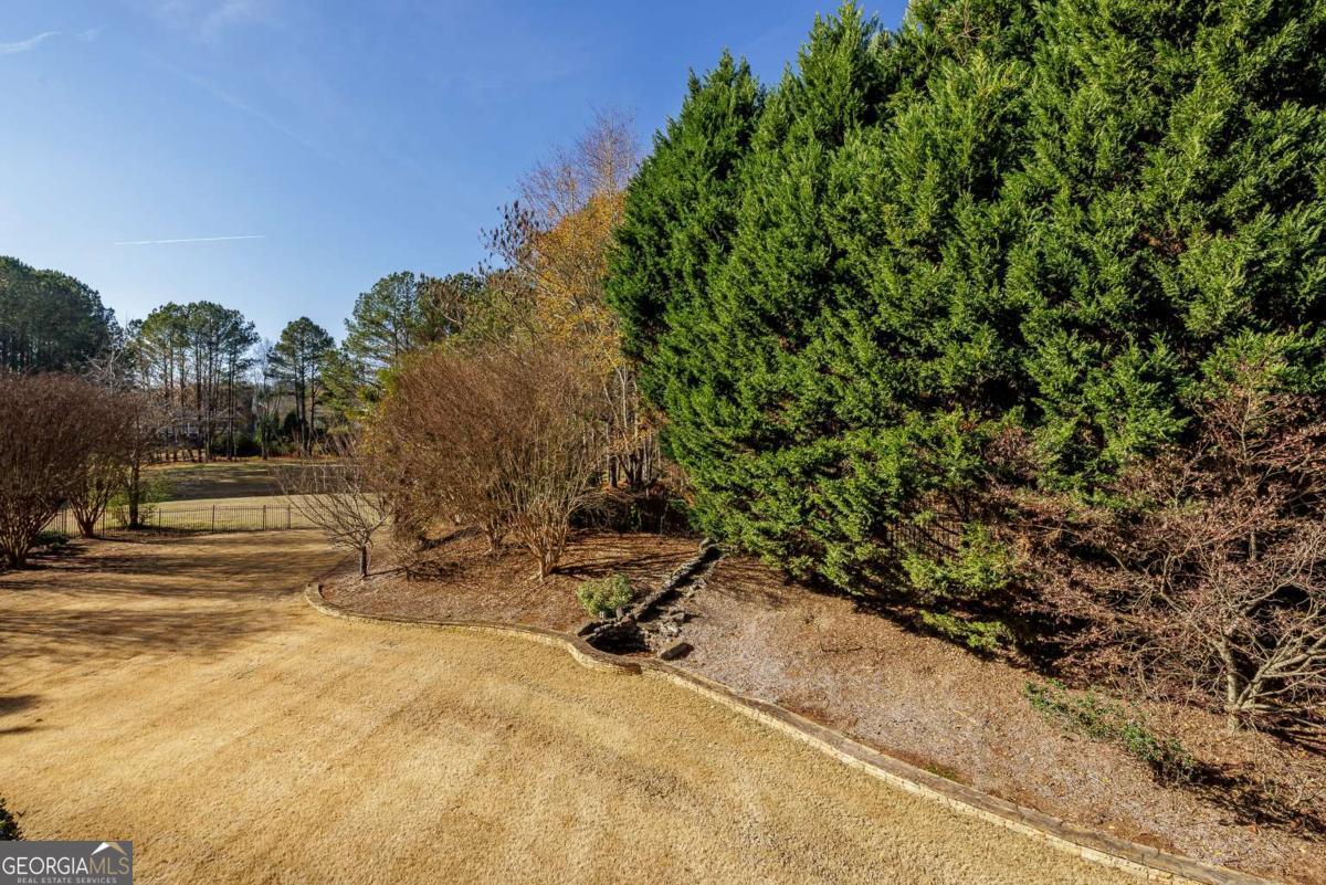 195 High Bluff Court