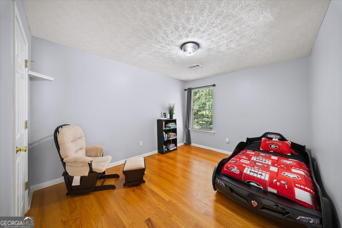 1585 Pinebreeze Drive