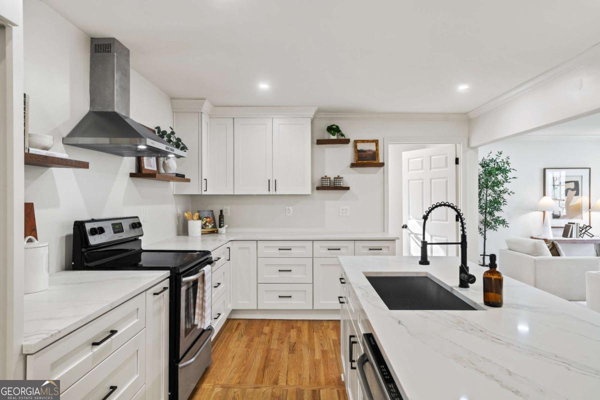 5250 Pikes Peak Court