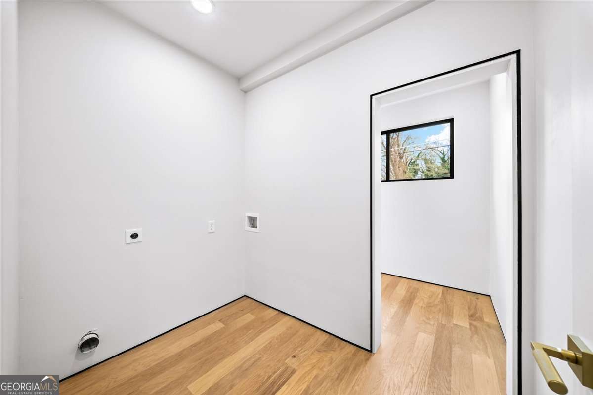 172 Racine Street SW