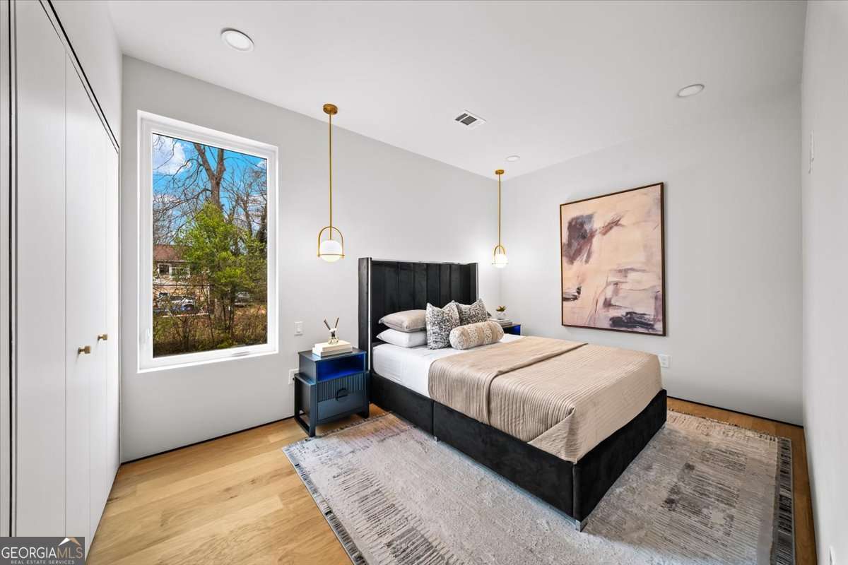 172 Racine Street SW