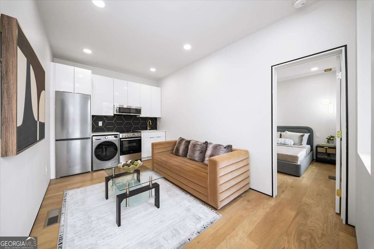 172 Racine Street SW