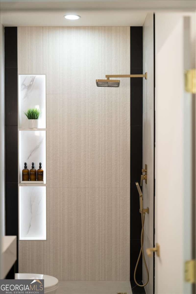 172 Racine Street SW