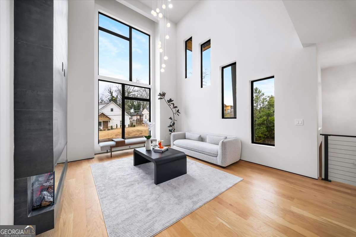 172 Racine Street SW