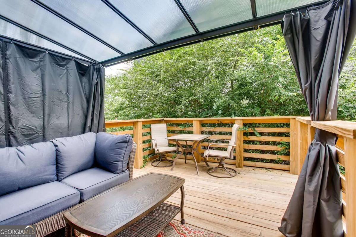 655 Mcgruder Street NE