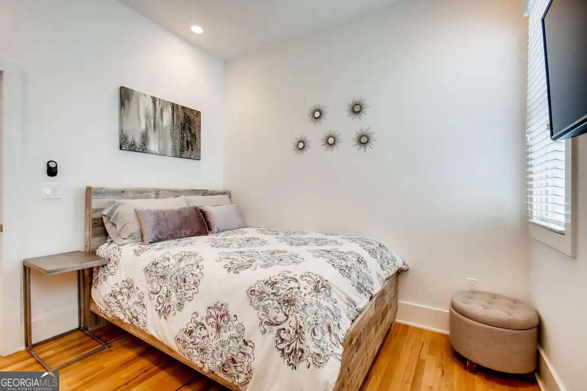 655 Mcgruder Street NE