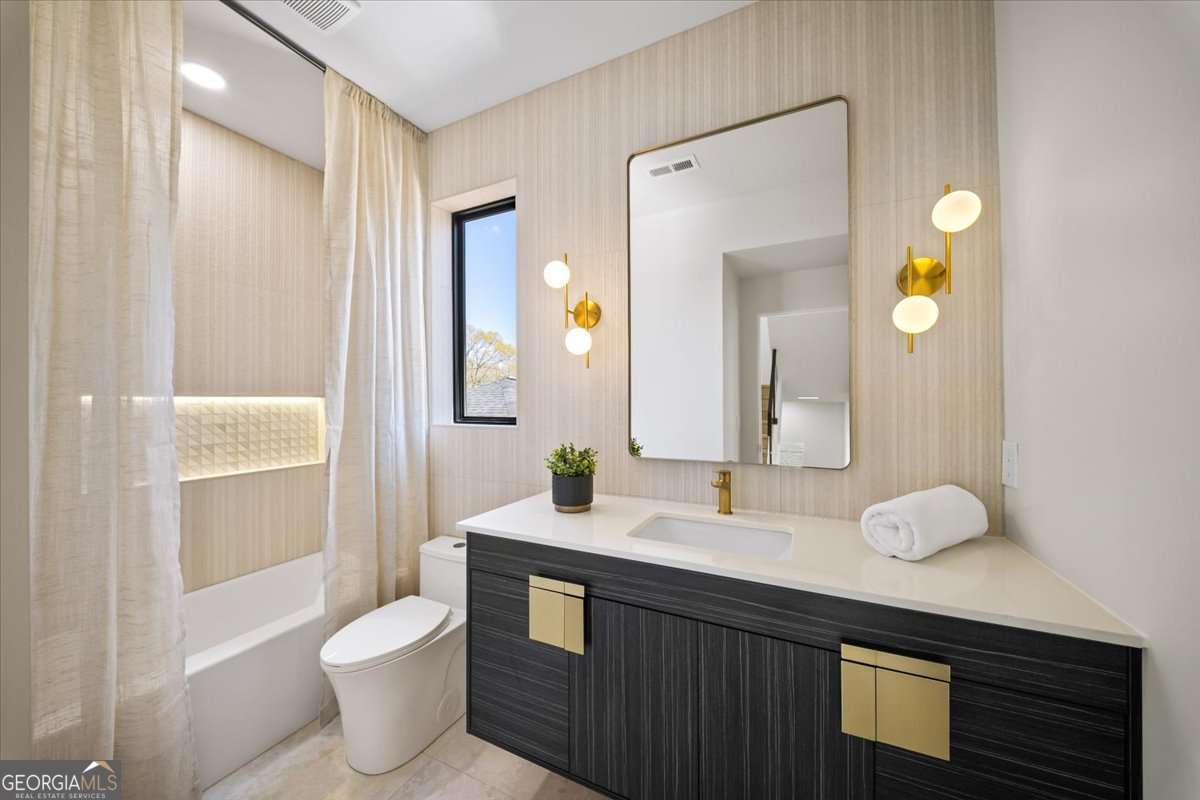 1342 Thurgood Street SW