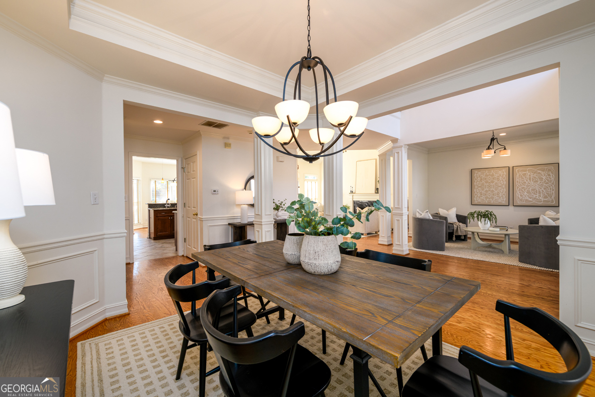 1560 Oak Park Cove