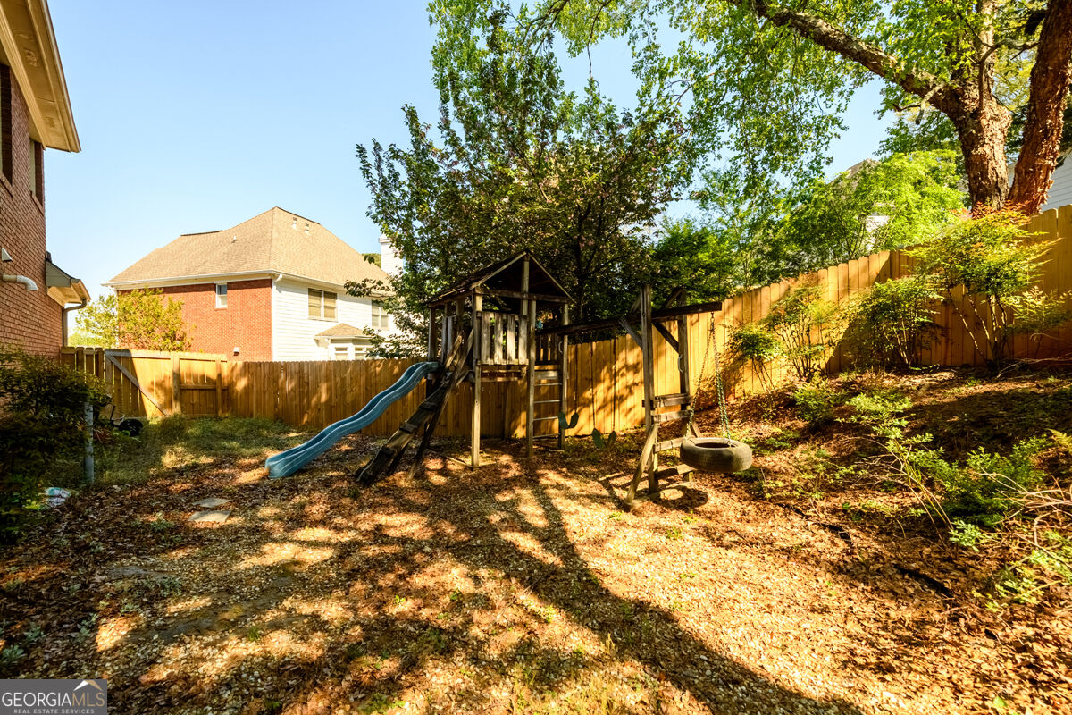 1560 Oak Park Cove