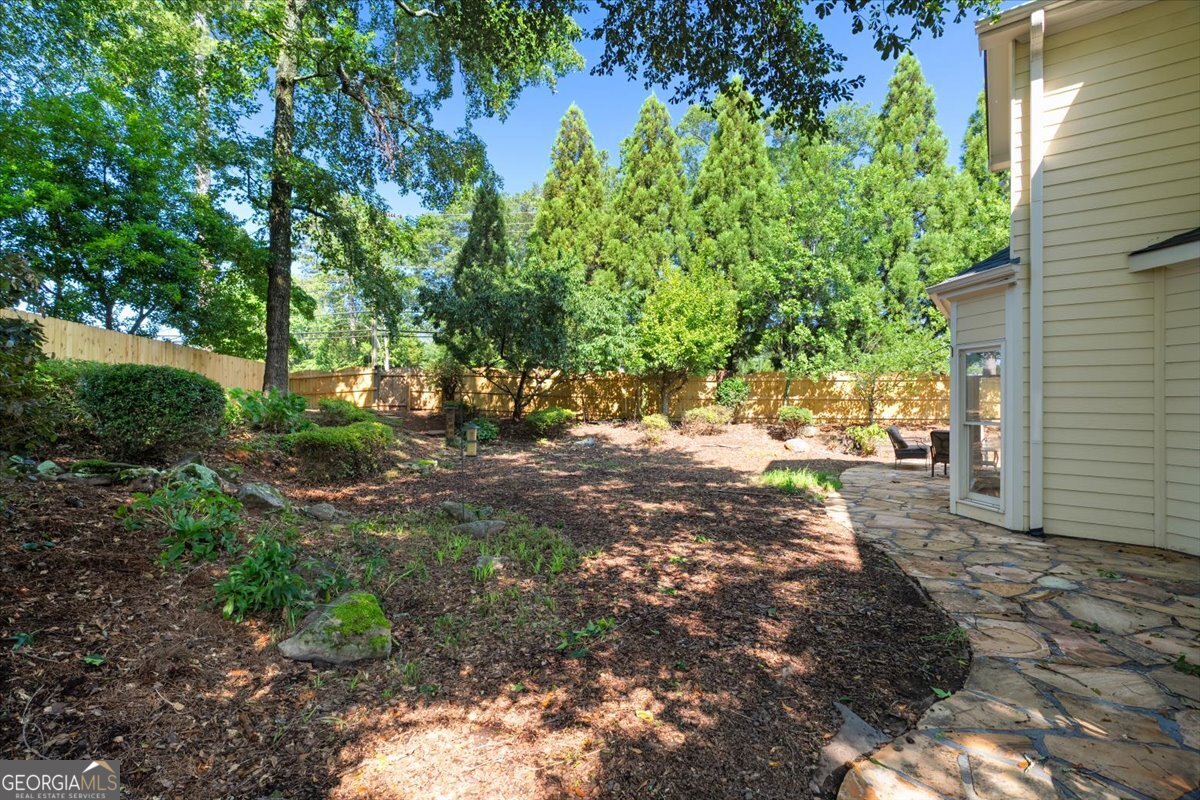1560 Oak Park Cove