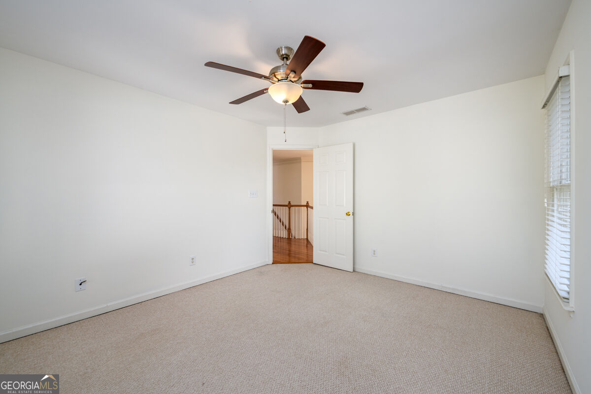 1560 Oak Park Cove