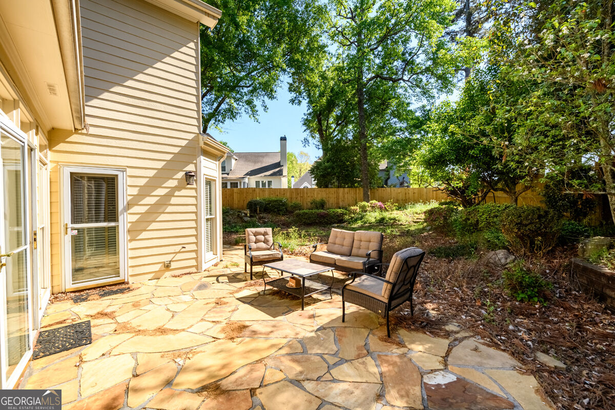 1560 Oak Park Cove