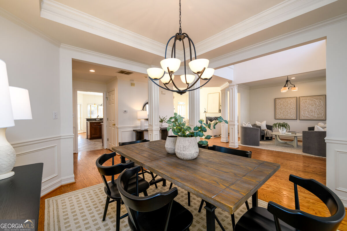1560 Oak Park Cove