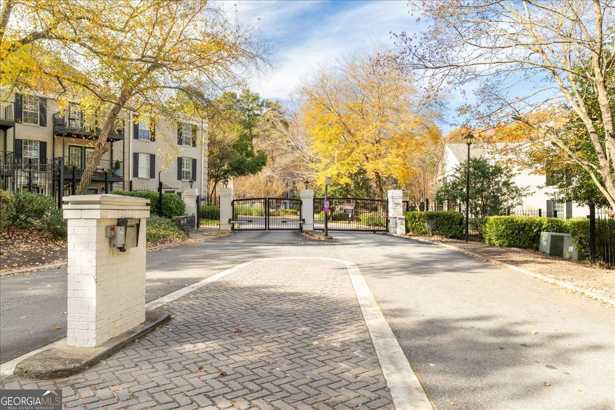 3470 Essex Avenue # 82