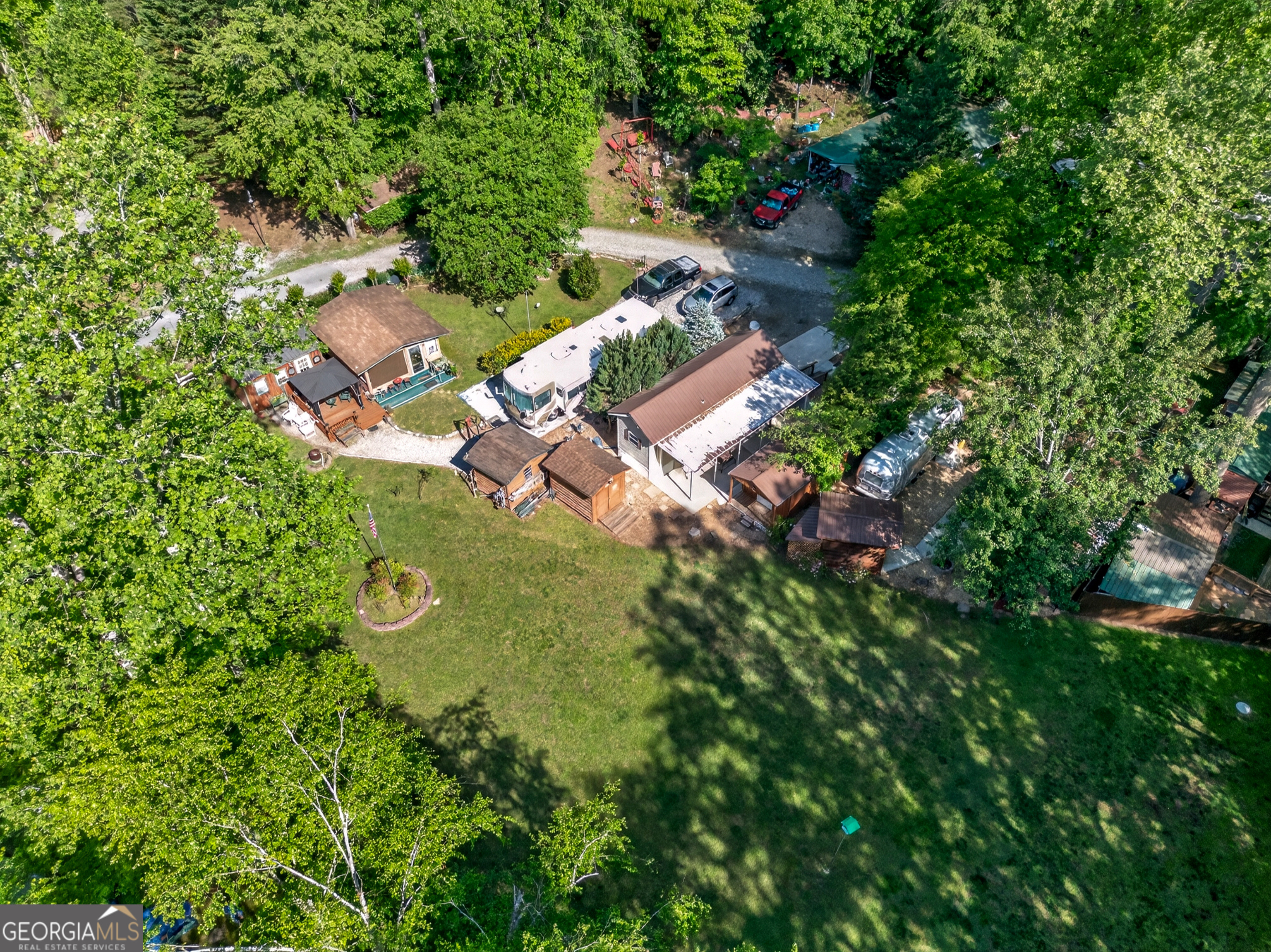 107 Riverside Place