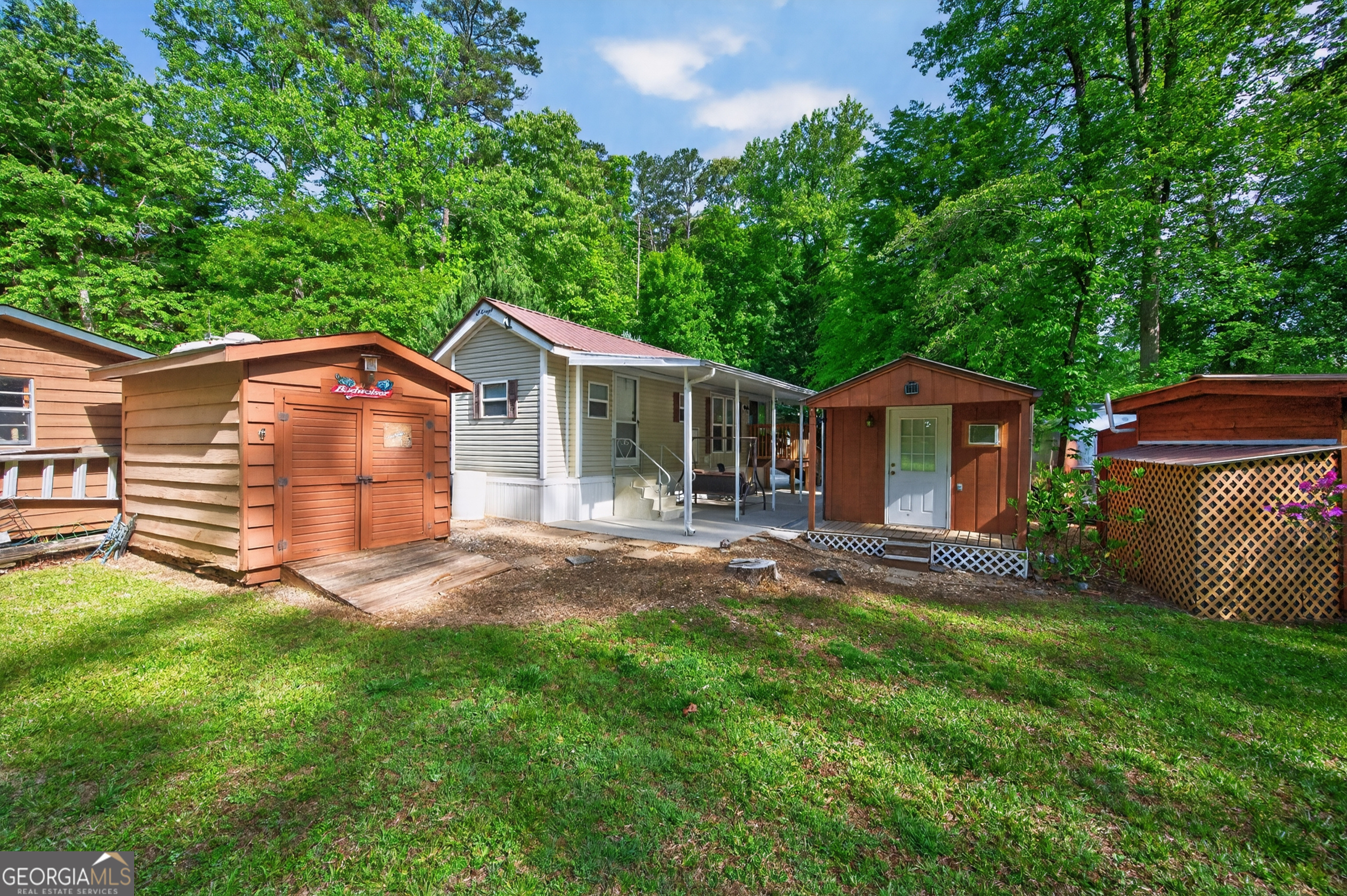 107 Riverside Place