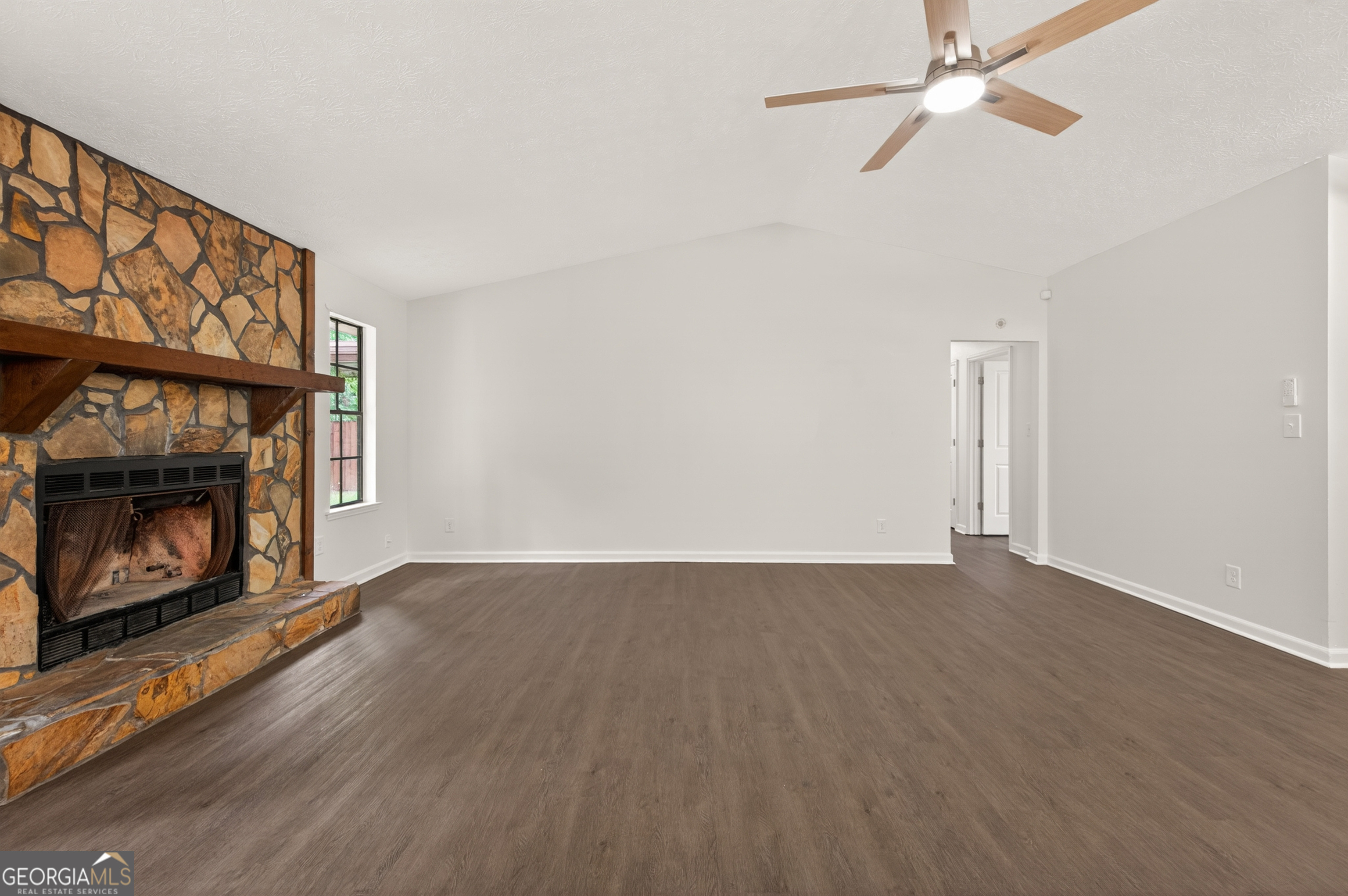 1903 Old Concord Drive SE