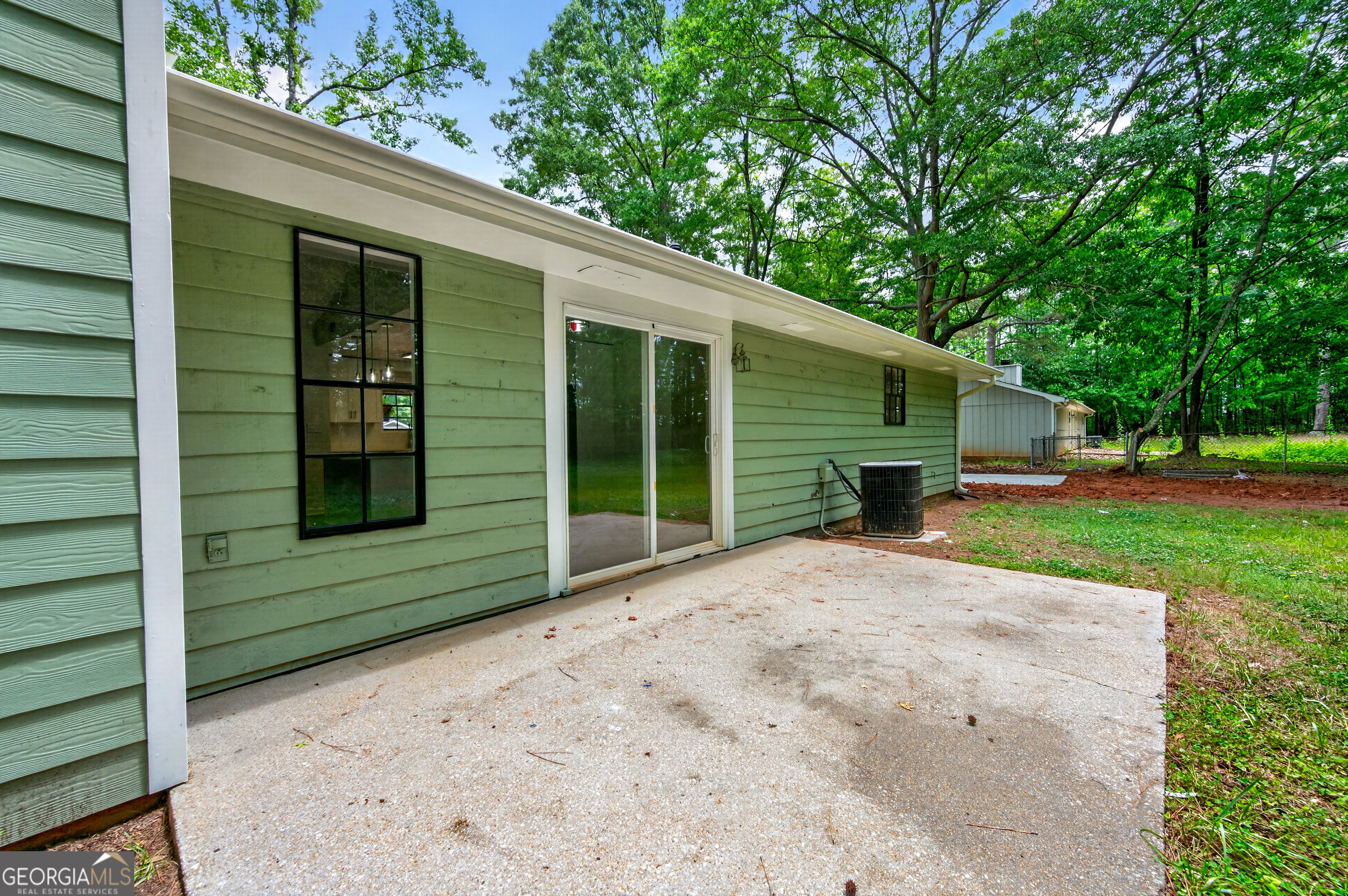 1903 Old Concord Drive SE