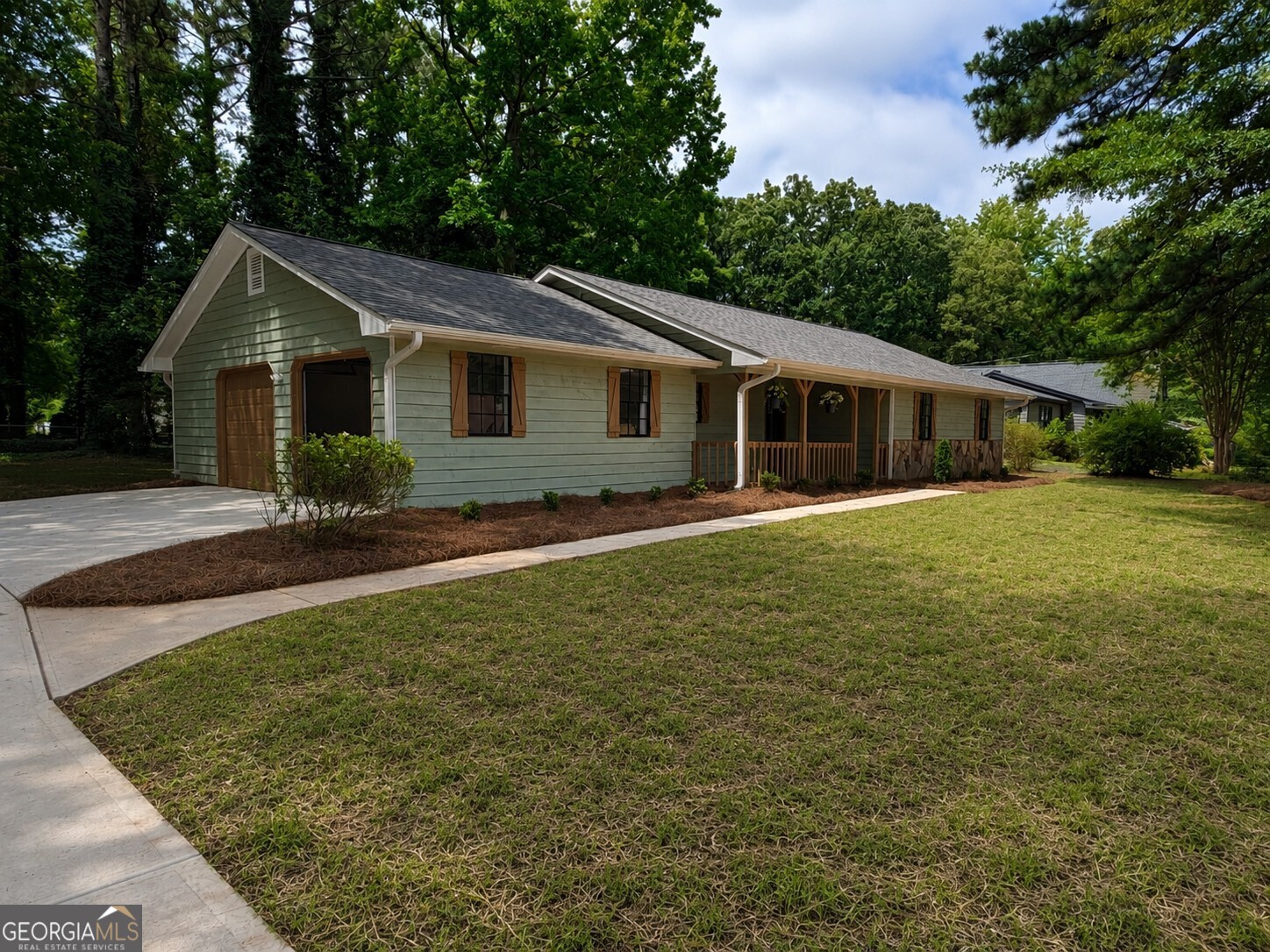 1903 Old Concord Drive SE