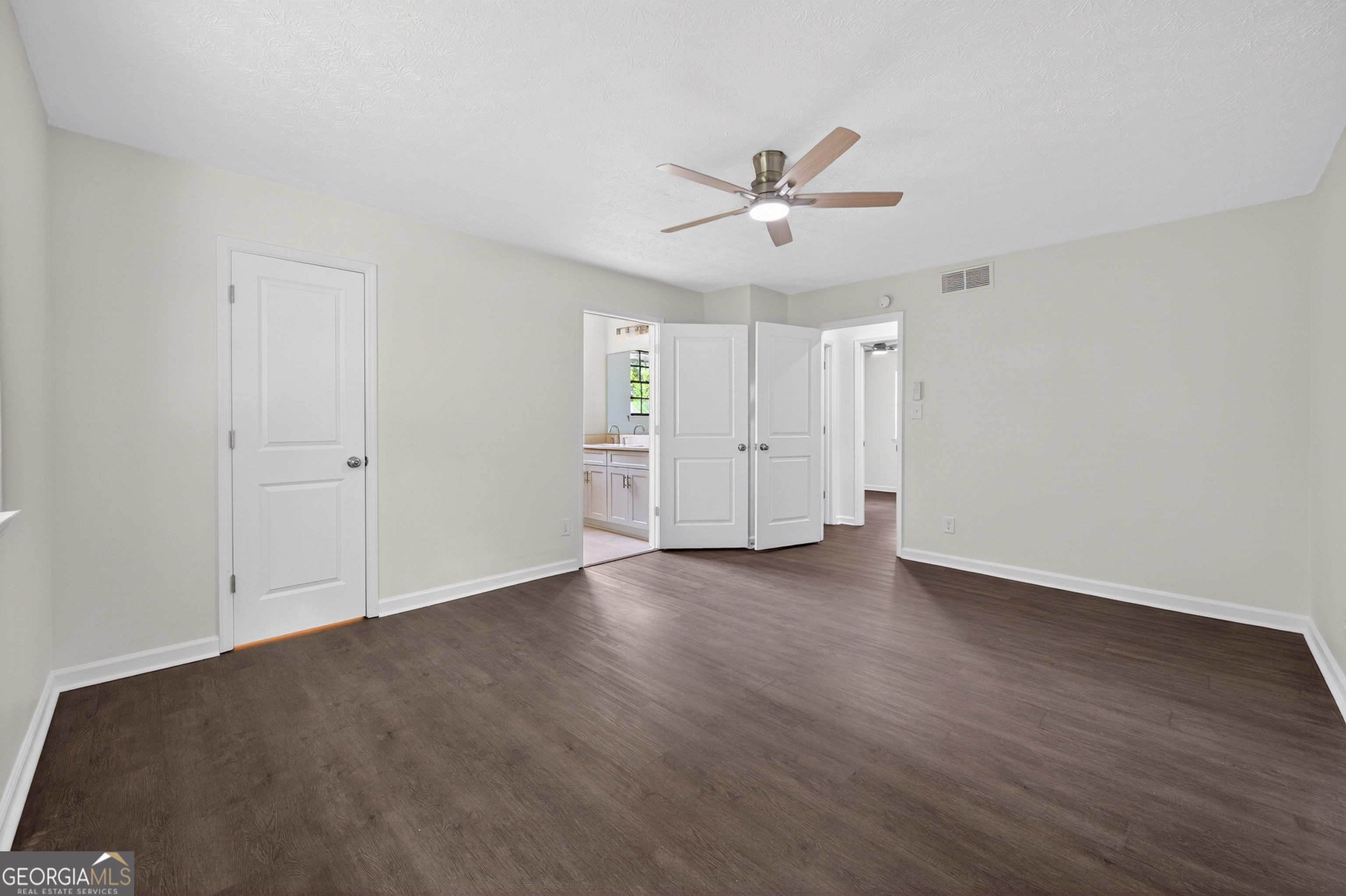 1903 Old Concord Drive SE