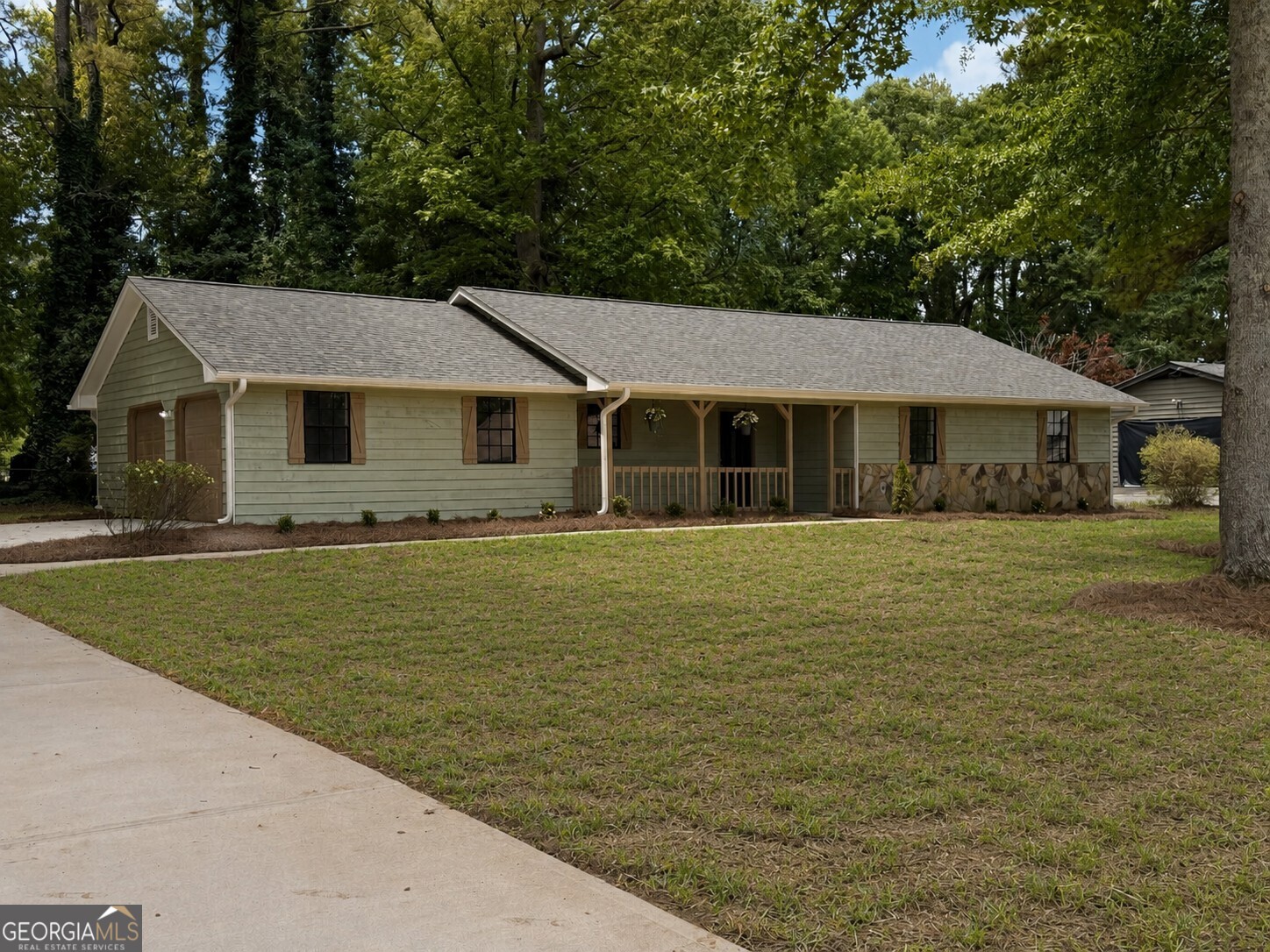 1903 Old Concord Drive SE