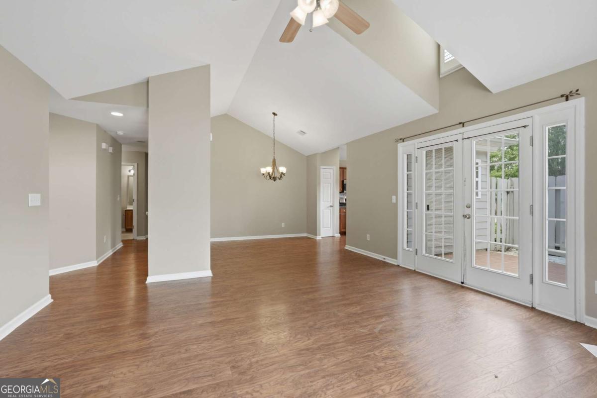 406 Somerton Place