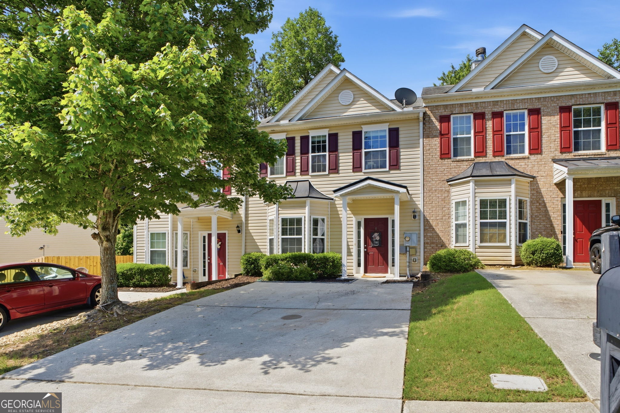 5216 Birch Court