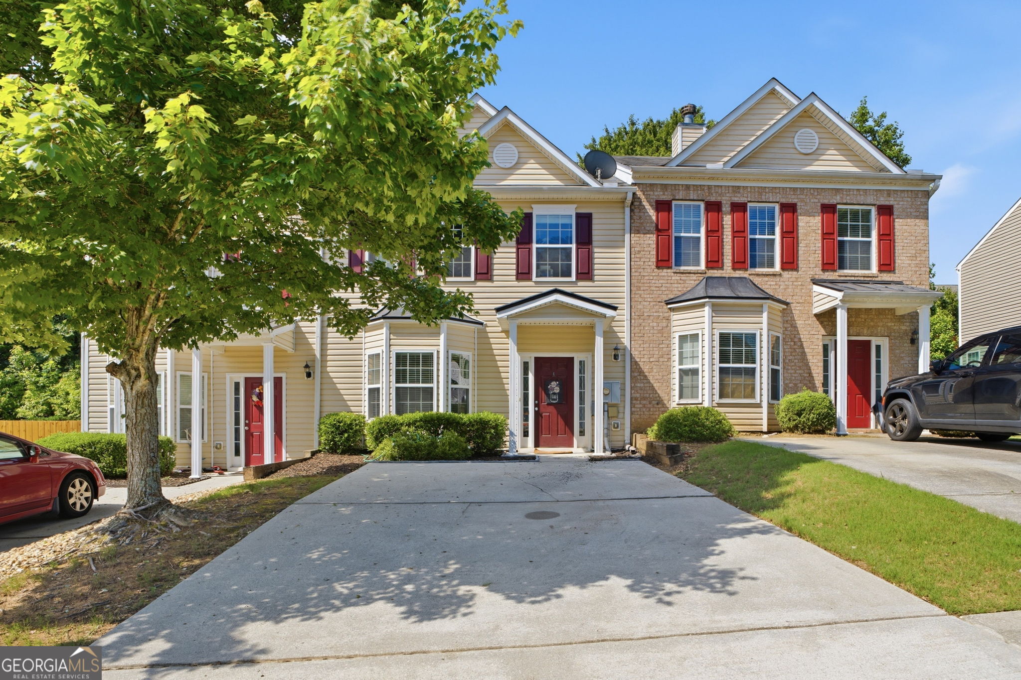 5216 Birch Court