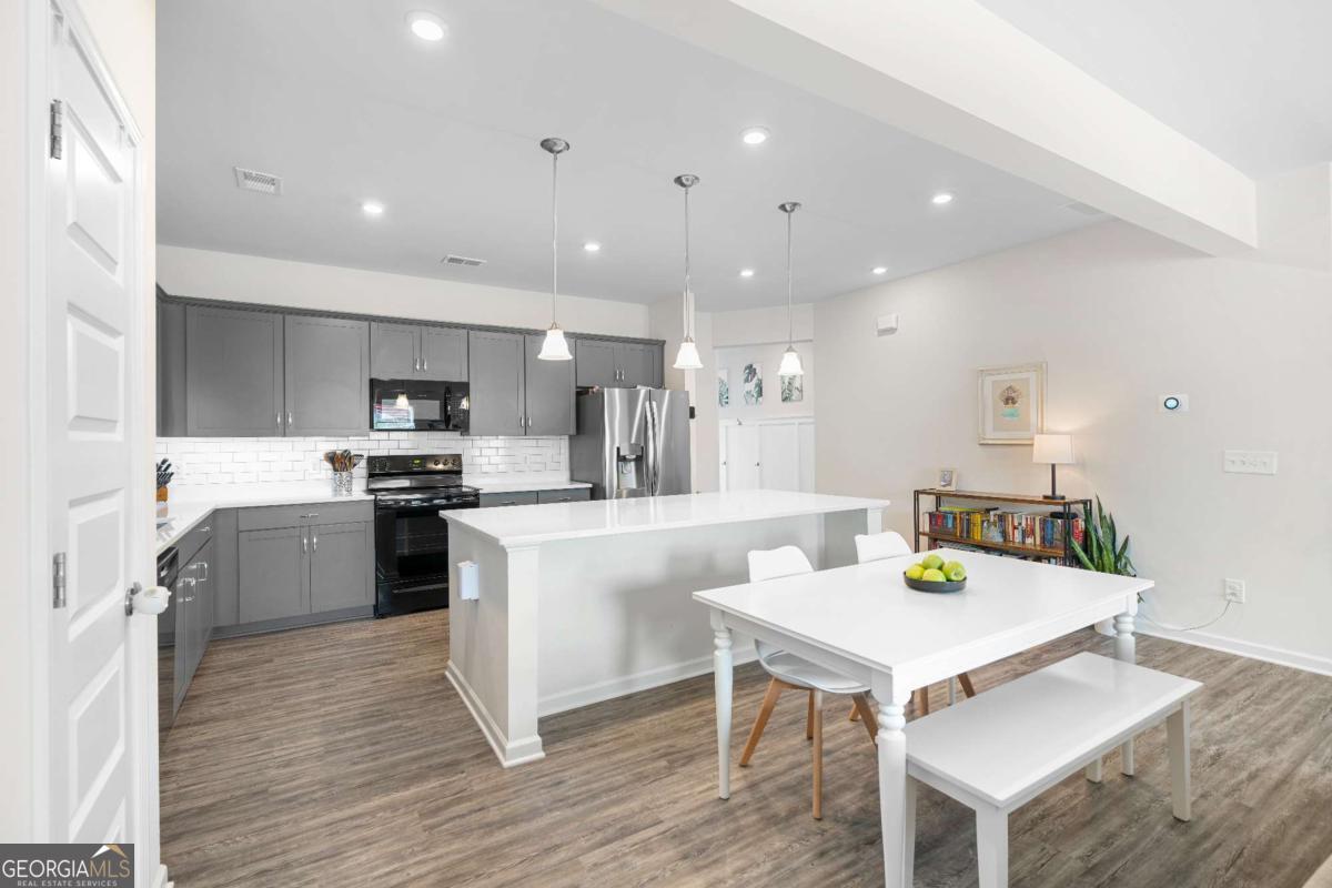 26 Felton Walk Boulevard