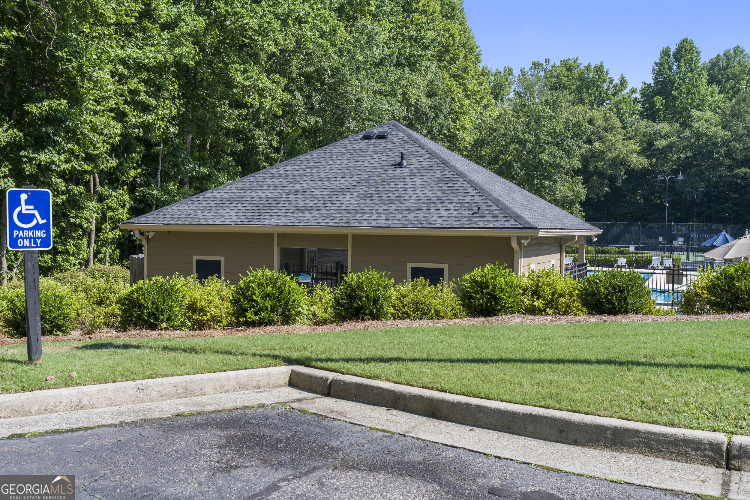2753 Blue Moon Drive