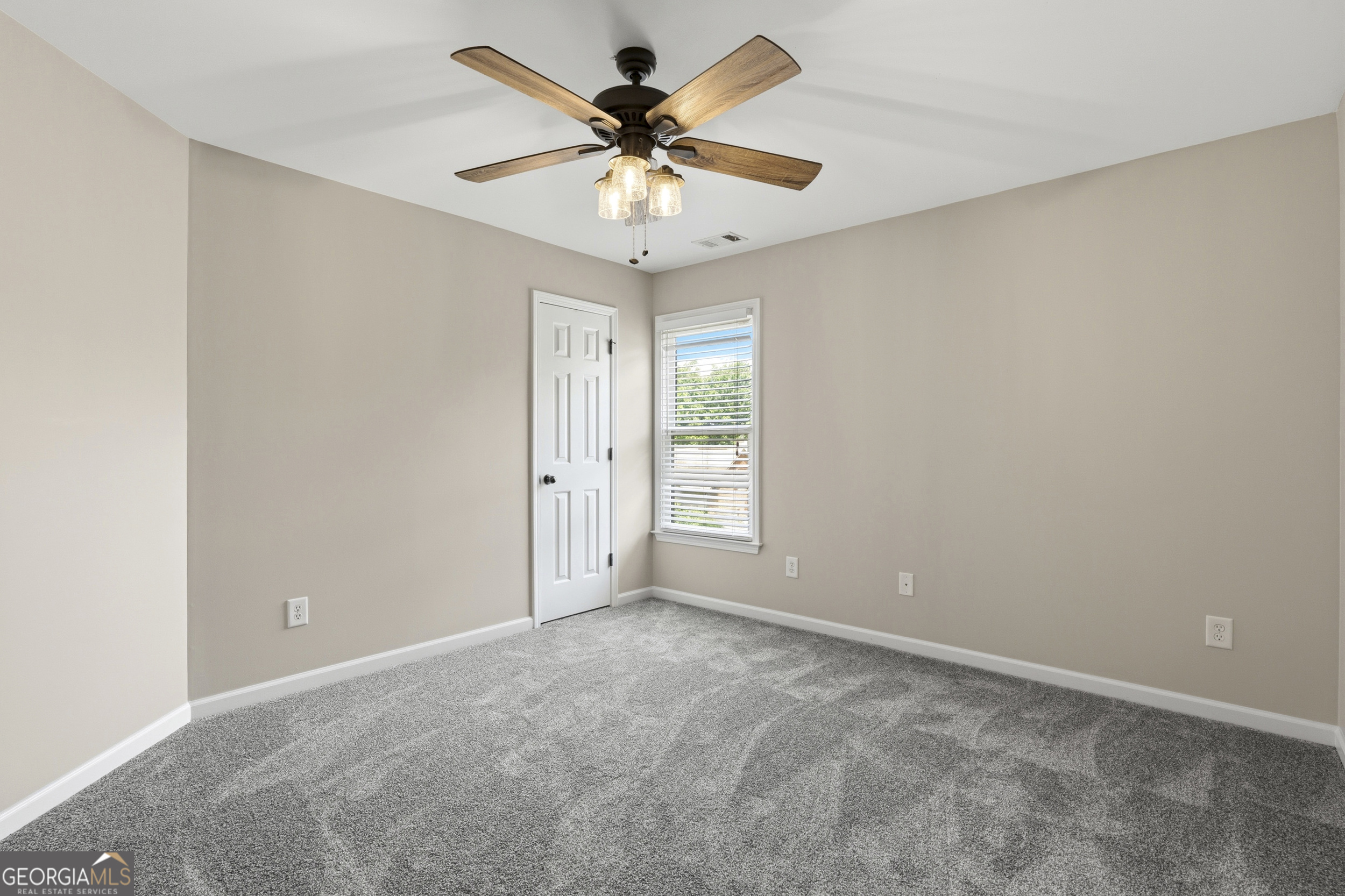 2753 Blue Moon Drive