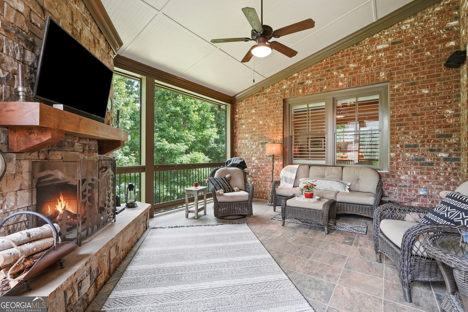 1540 Bramble Bush Way