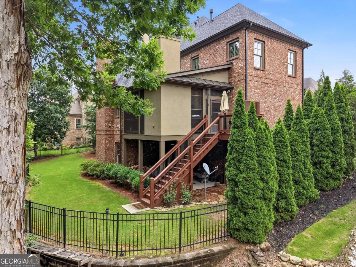 1540 Bramble Bush Way