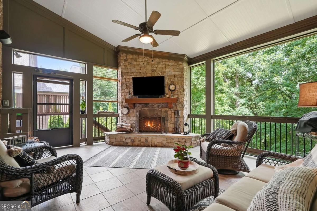 1540 Bramble Bush Way