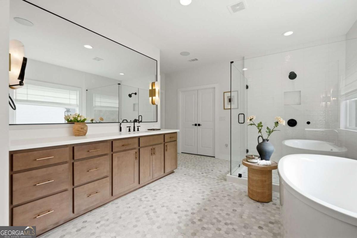 13390 Bishops Court