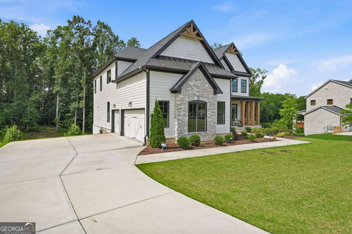 13390 Bishops Court