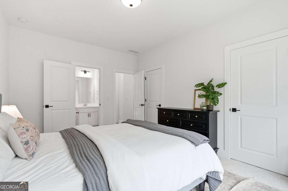 13390 Bishops Court