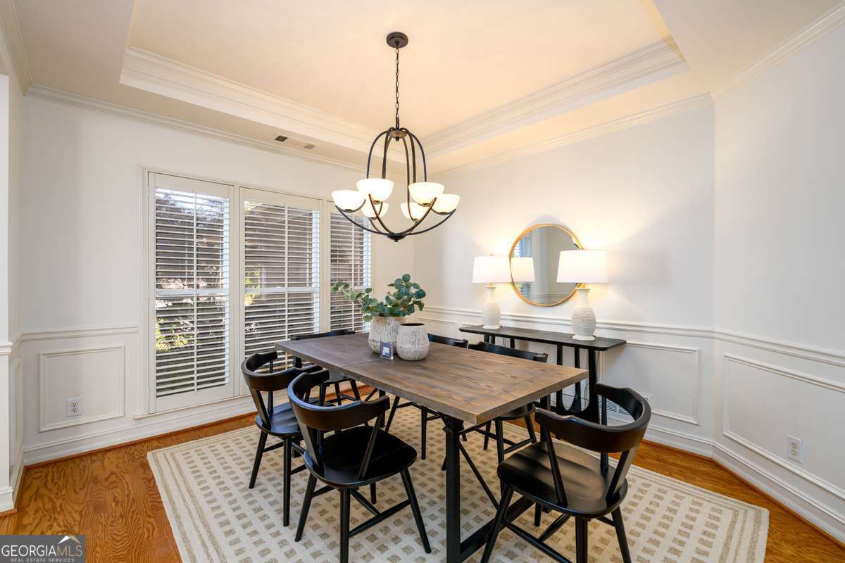 1560 Oak Park Cove