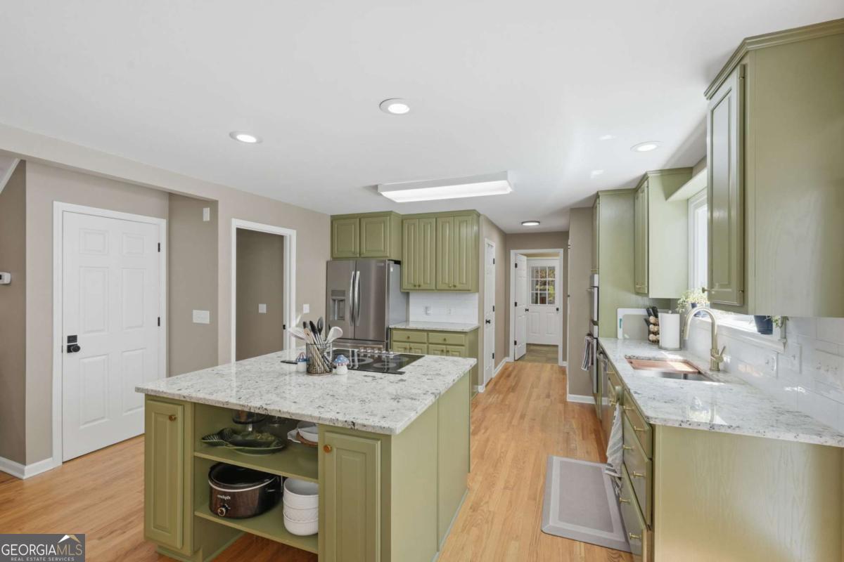 270 Ridgeway Road