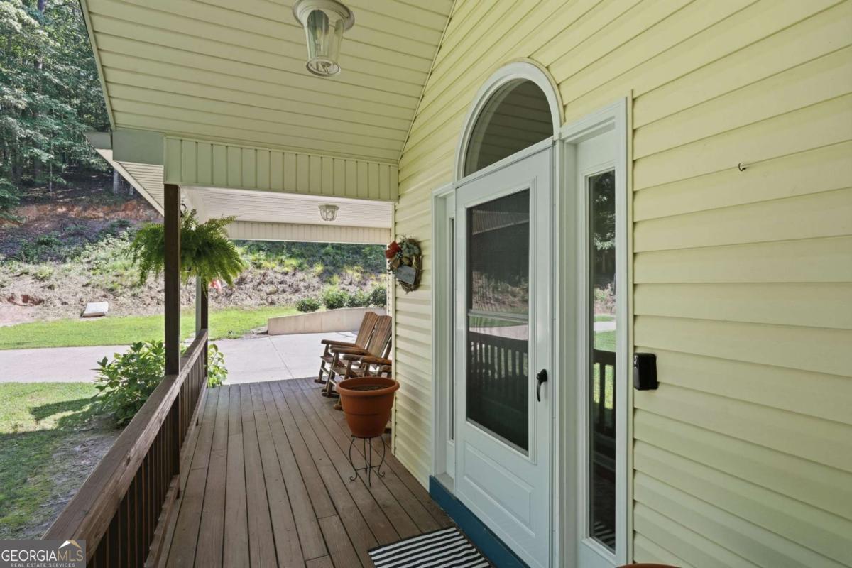 270 Ridgeway Road