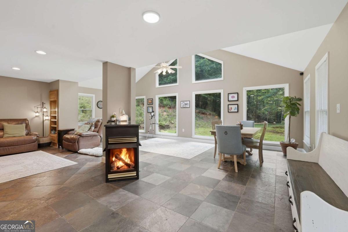 270 Ridgeway Road