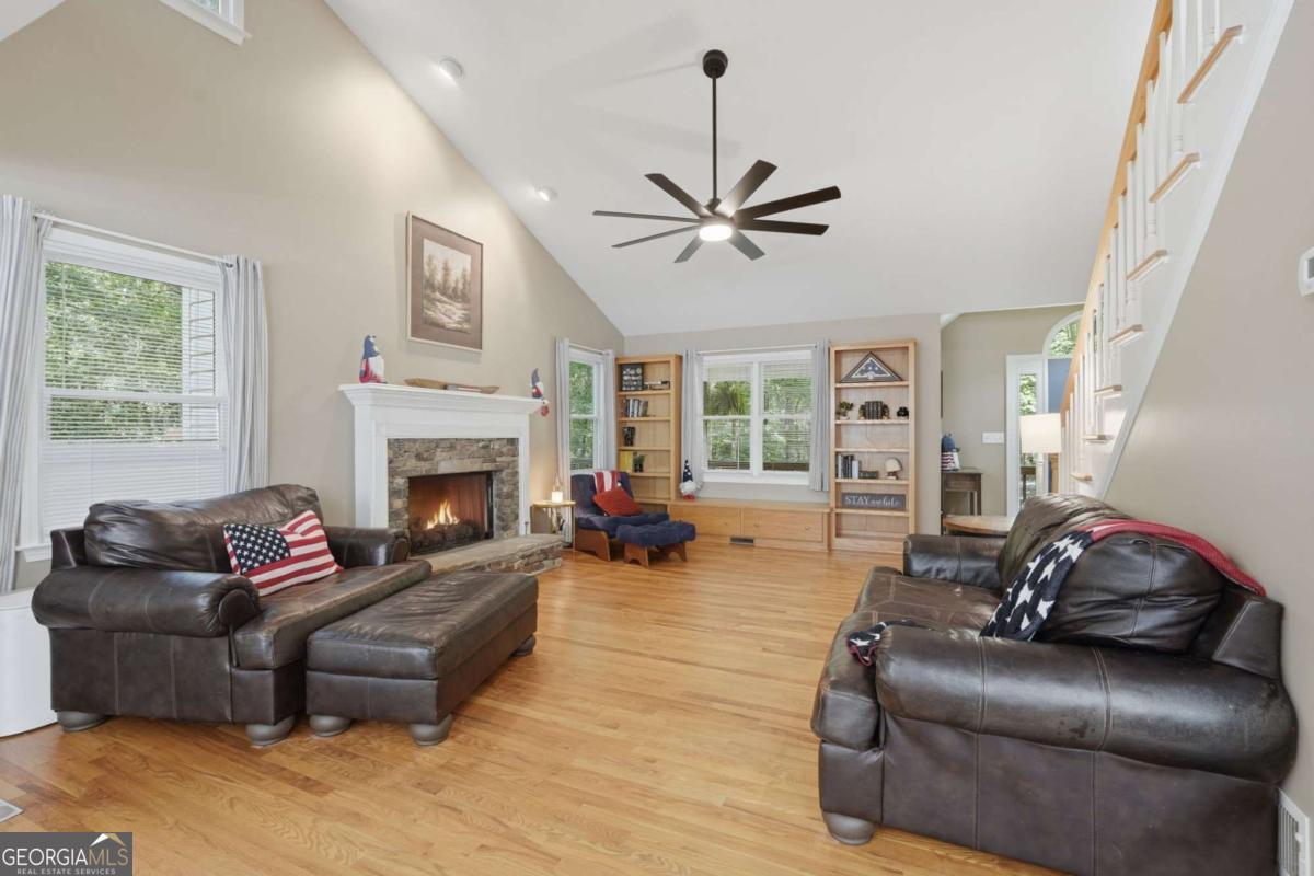 270 Ridgeway Road