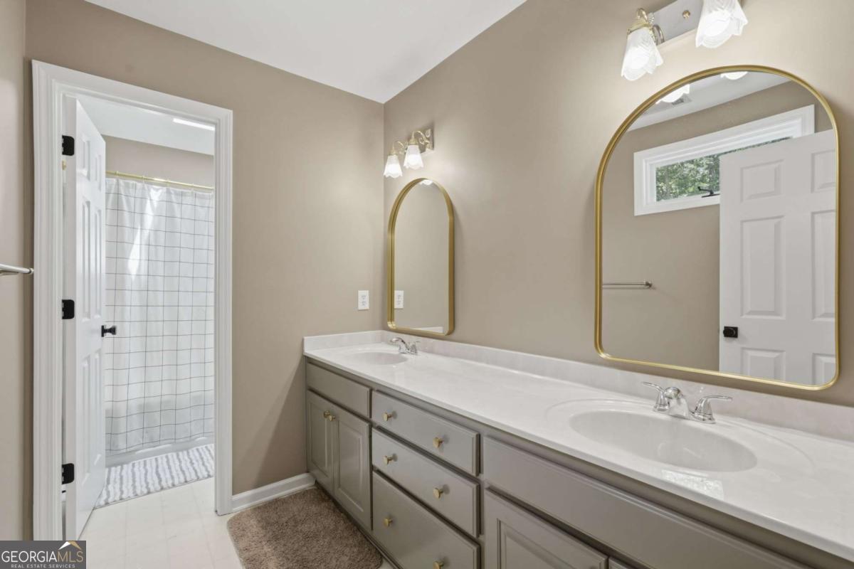 270 Ridgeway Road