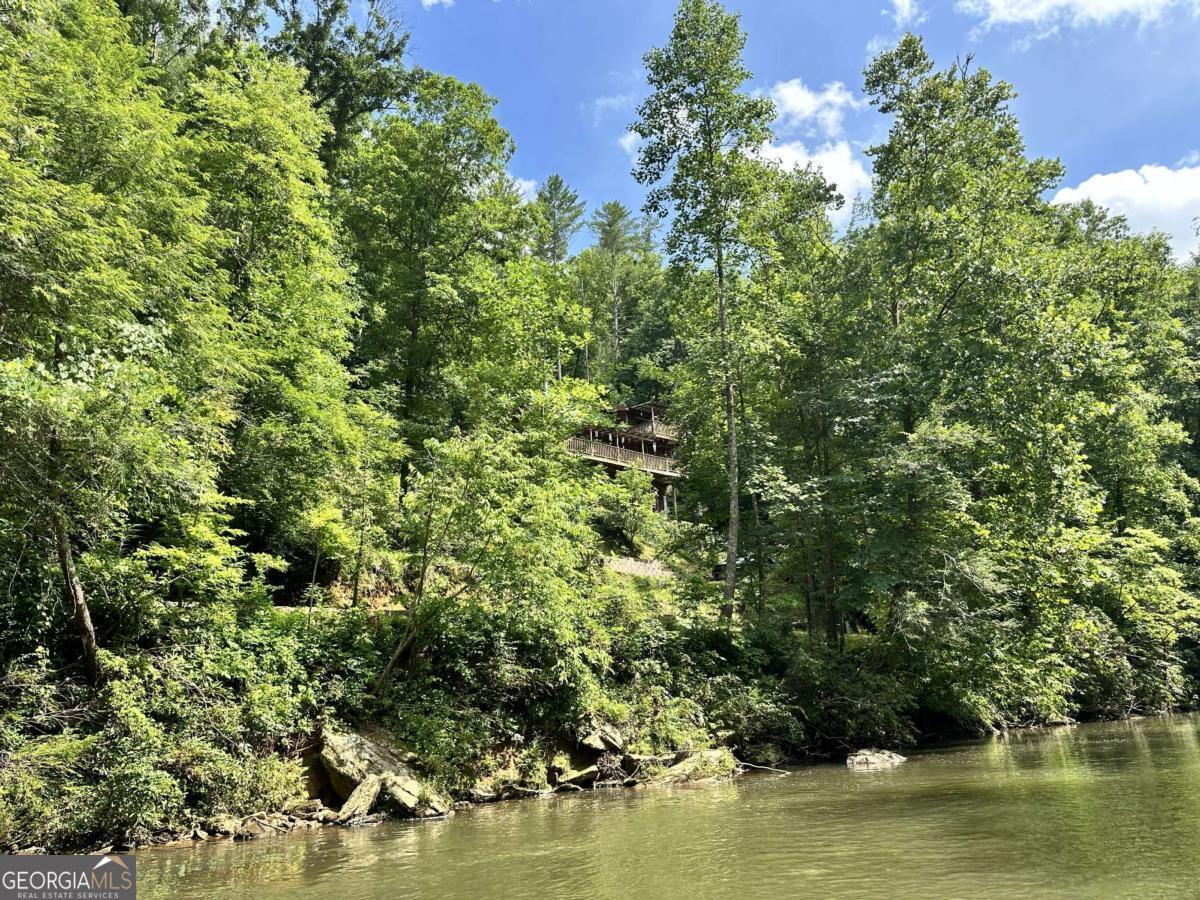 349 Whitewater Trail