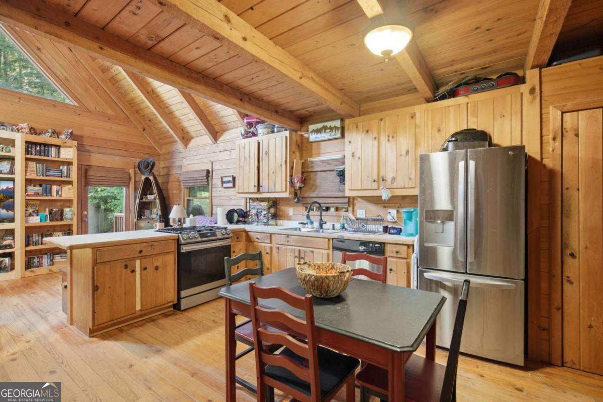349 Whitewater Trail