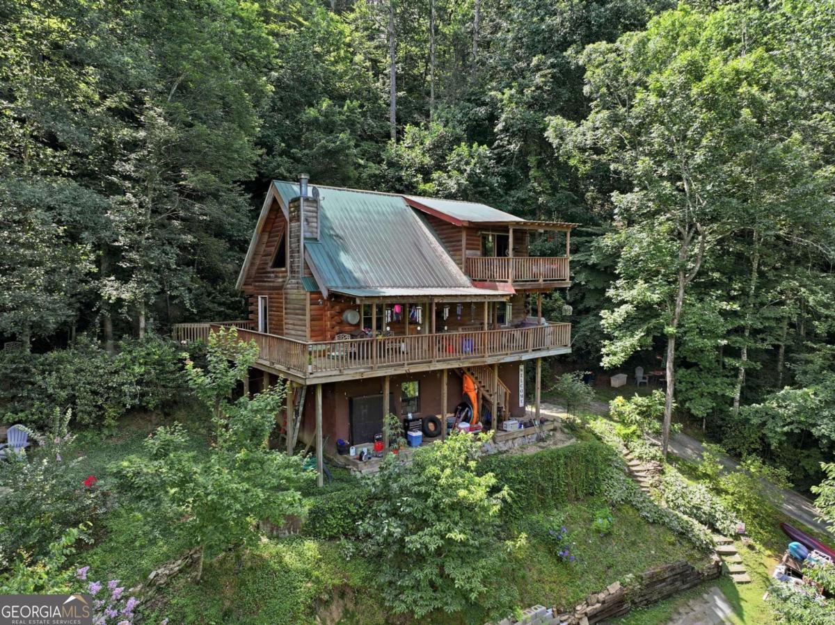 349 Whitewater Trail