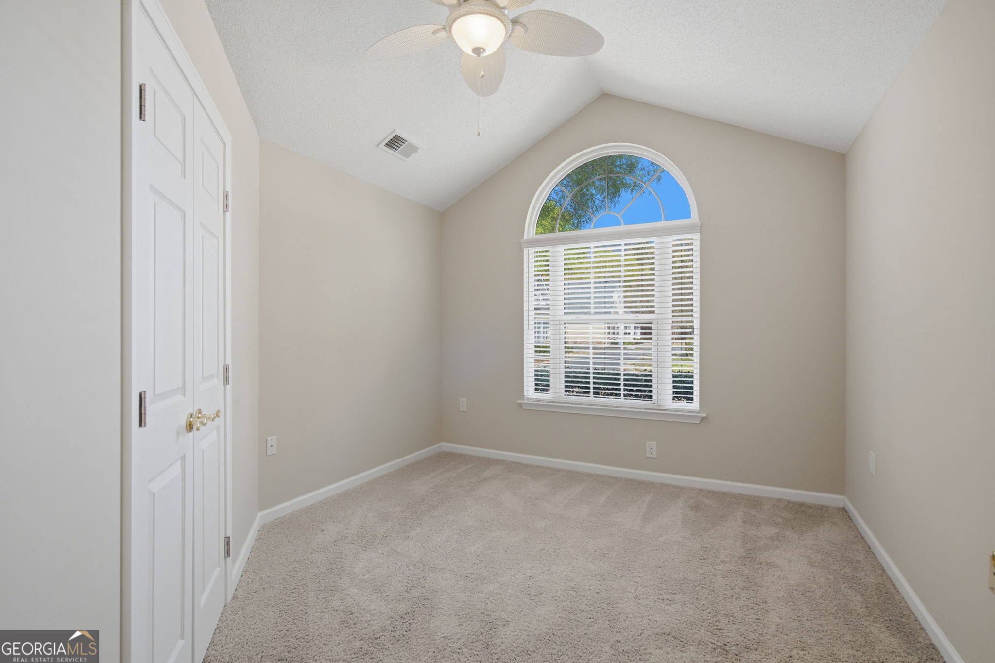 2994 Oakside Circle
